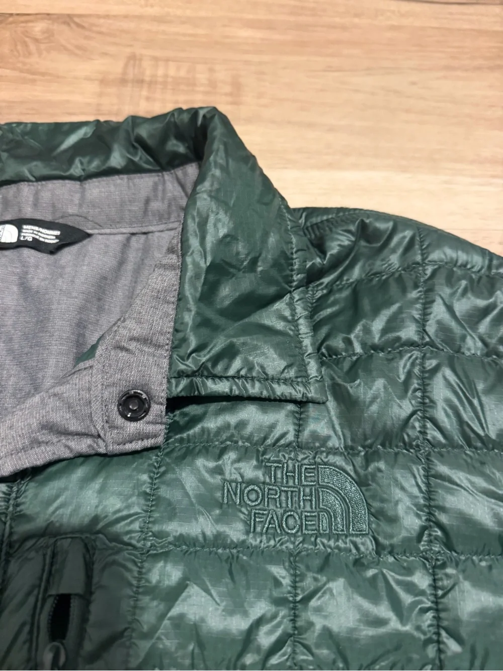 The North Face Lost Coast Thermoball Jacket Men’s Size  L Green Quilted Snap